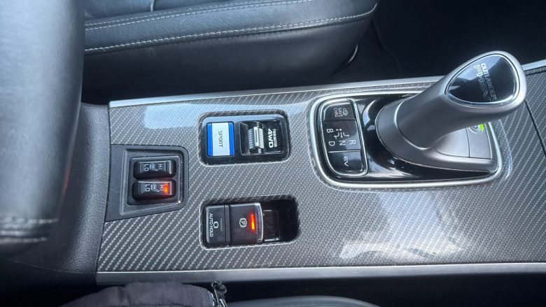 Mitsubishi Outlander 2.4 PHEV Dynamic Safety 5dr Auto Estate